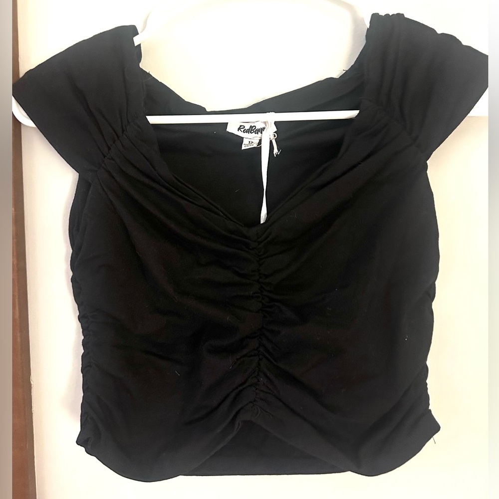 NWT!!! Black Ruched Crop Top